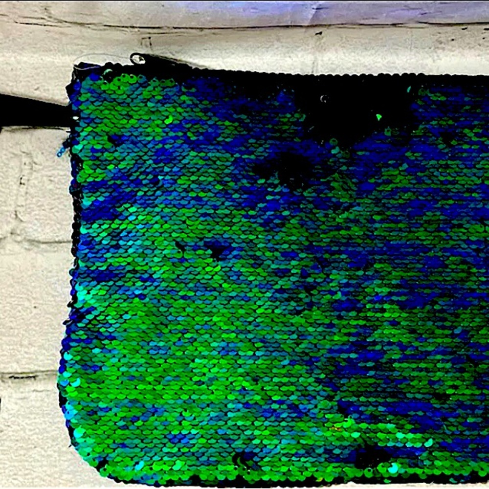 Wet/Dry Waterproof Reversible Makeup Bag w/ Wrist Strap.